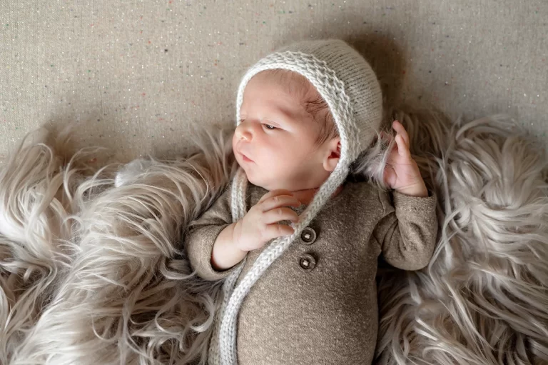 Newborn Photoshoot: Capturing the Precious First Days