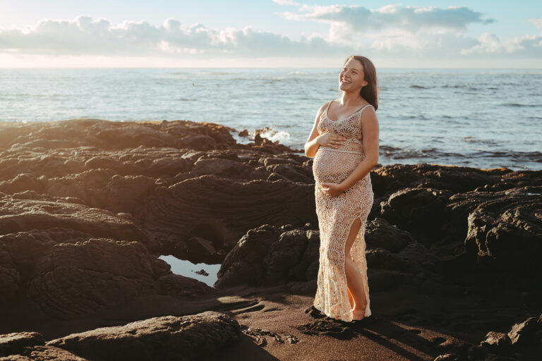 Maternity Mama  |  Hawaii Island, Black Sand Beach