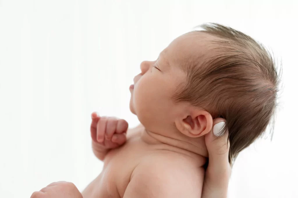 Plymouth newborn photographer Caryn Scanlan