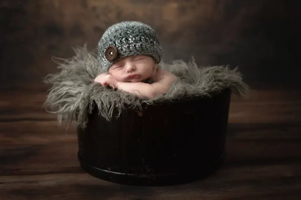 Plymouth newborn photographer Caryn Scanlan