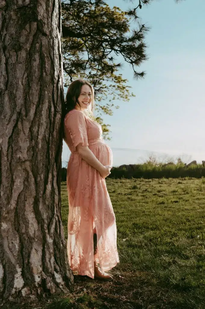 caryn scanlan hingham maternity photographer young03