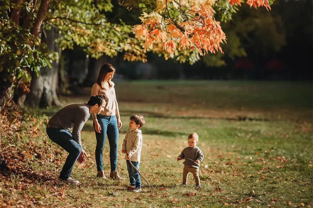 Fall Mini Sessions 2024 (with a Willow Tree, Pond & Christmas Trees!) 8 Fall Mini Sessions 2024 (with a Willow Tree, Pond & Christmas Trees!)