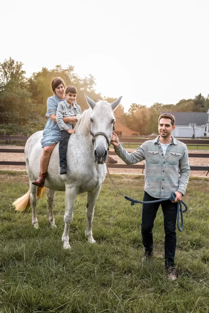 Fall Family photos with horses & dogs in MA