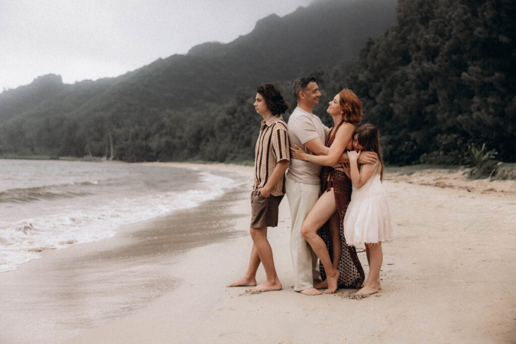 Destination Family Photographer in Oahu: A Family Session