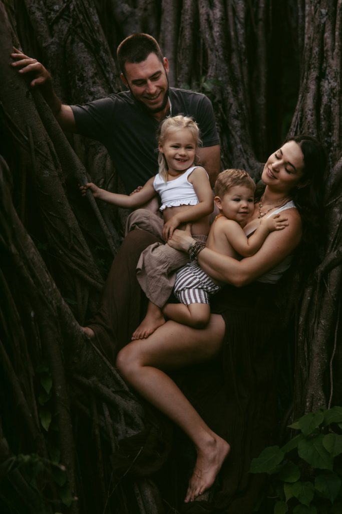 carynscanlan hawaiikawelabay family photographer 19c