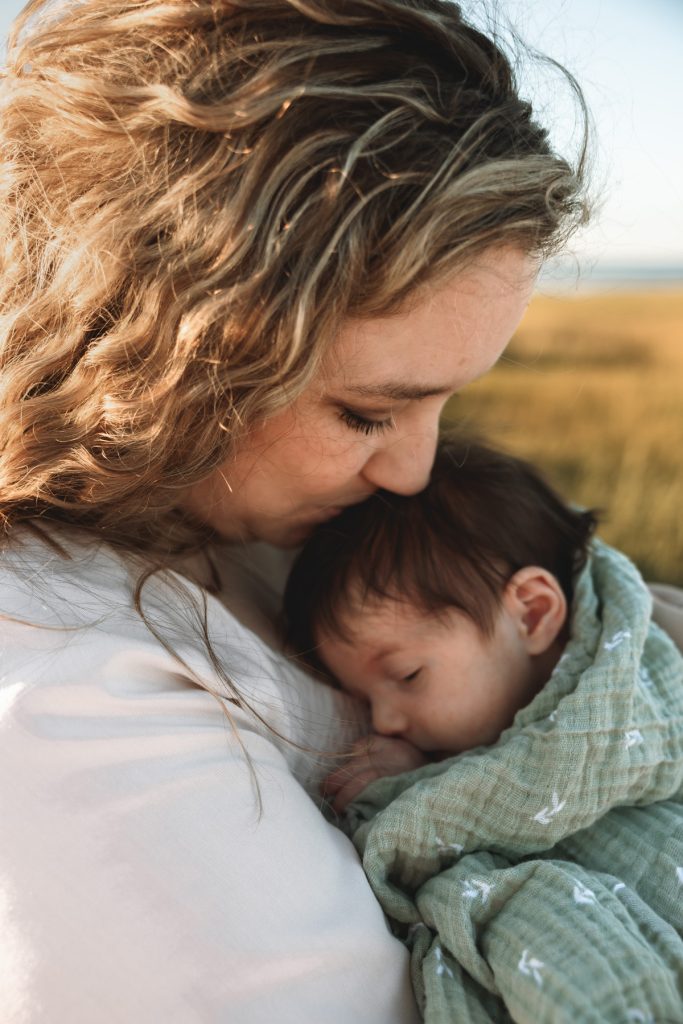 Brewster MA Newborn Beach Session | Brianna, Tyler & Baby Graham 17 carynscanlan gilmannewborn25 17