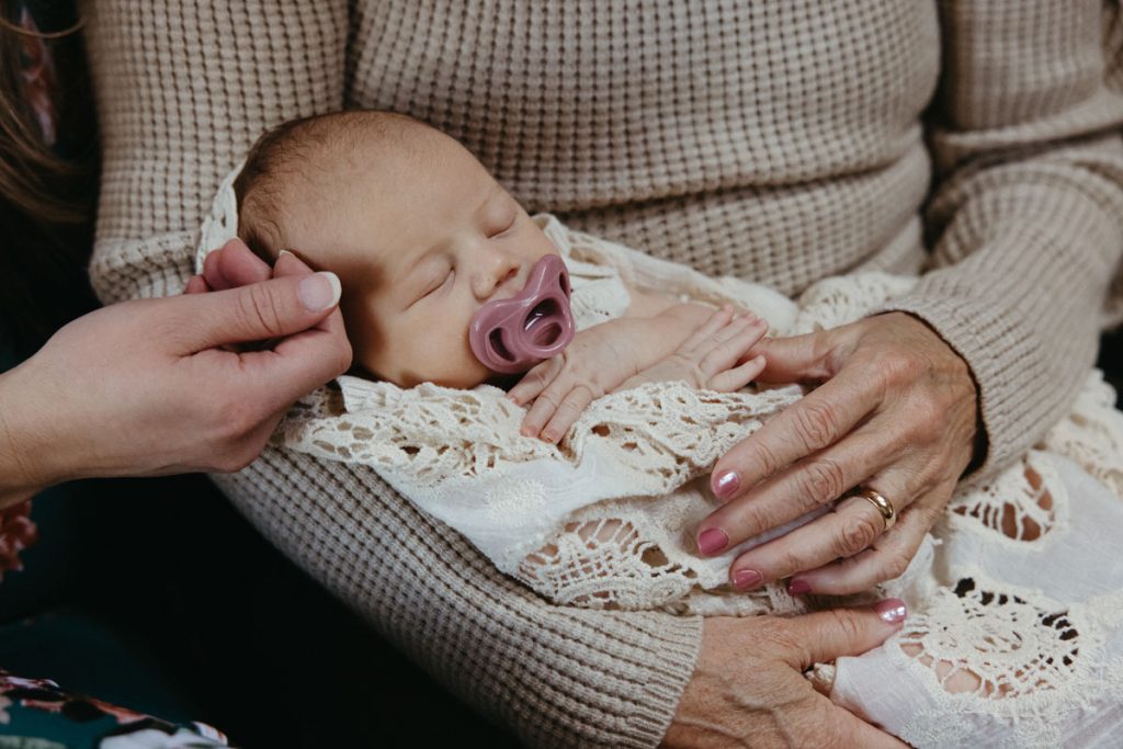 carynscanlan crowellnewborn 00089