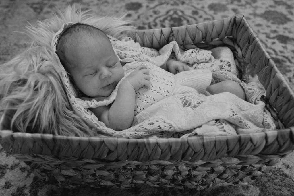 carynscanlan crowellnewborn 00097