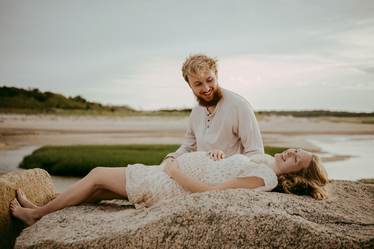 Cape Cod Maternity Photoshoot at Sunset 3 carynscanlan berrymaternity26 008