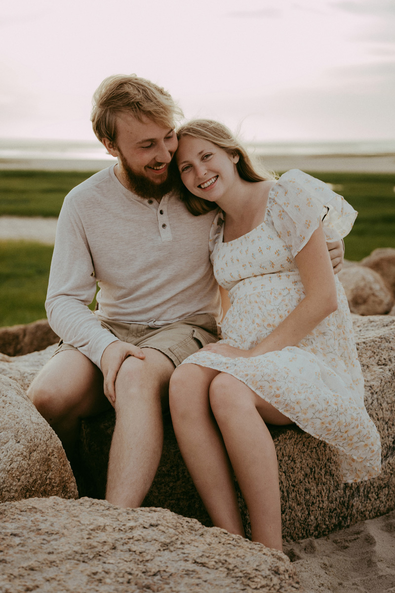 Cape Cod Maternity Photoshoot at Sunset 4 carynscanlan berrymaternity26 009