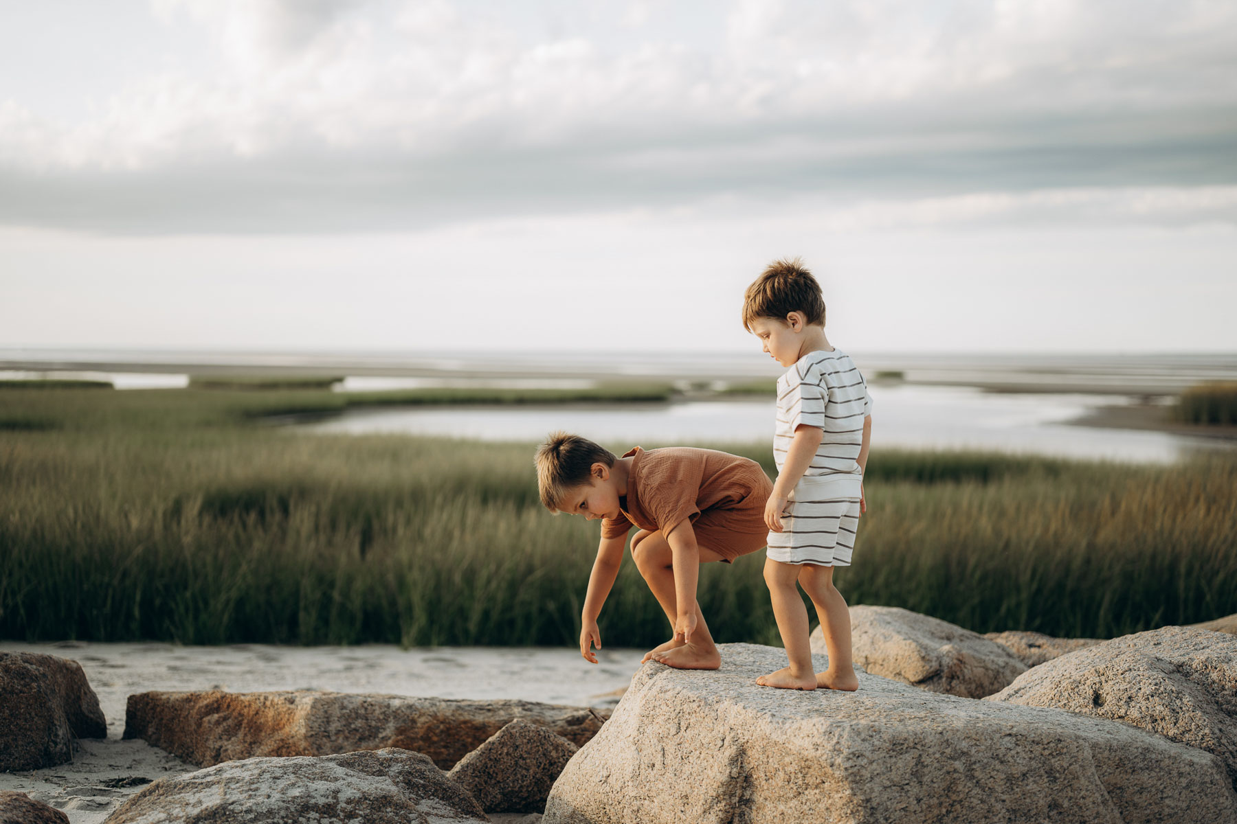 Family Session at Paine’s Creek Beach 8 carynscanlan scoccimarrofamily2026 capecod02